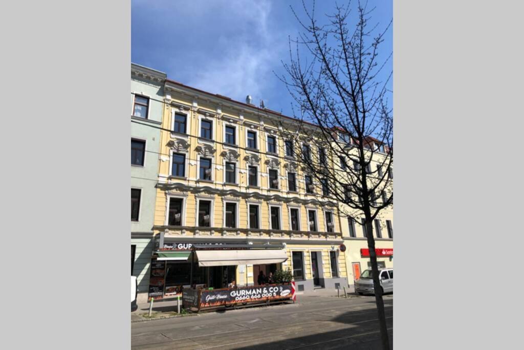 Gemuetliche Wohnung Wien Stadthalle Экстерьер фото